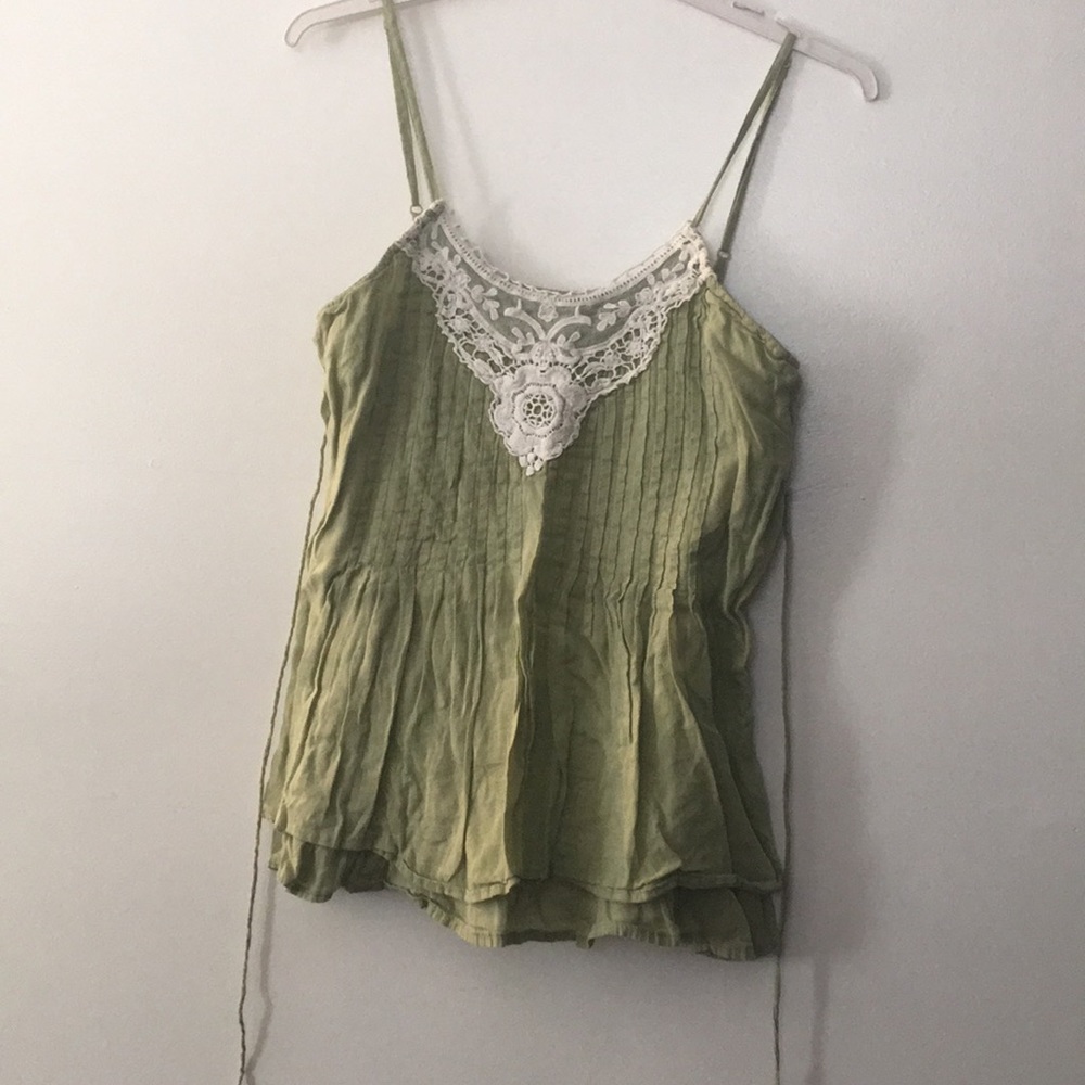 Olive top